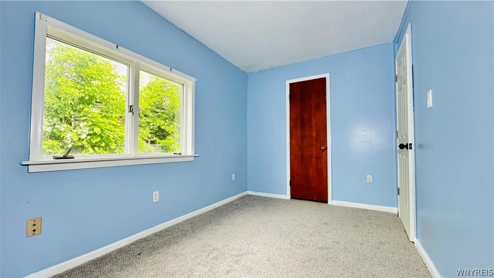 Property at 1326 Garden Avenue, Niagara Falls, NY 14305 21