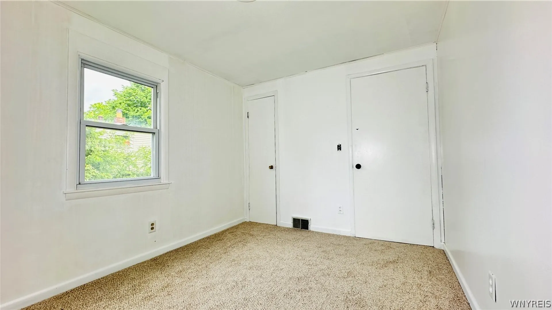 Property at 1326 Garden Avenue, Niagara Falls, NY 14305 32