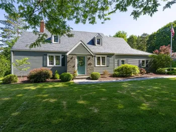 Property at 462 Seneca Park Avenue, Irondequoit, NY 14617