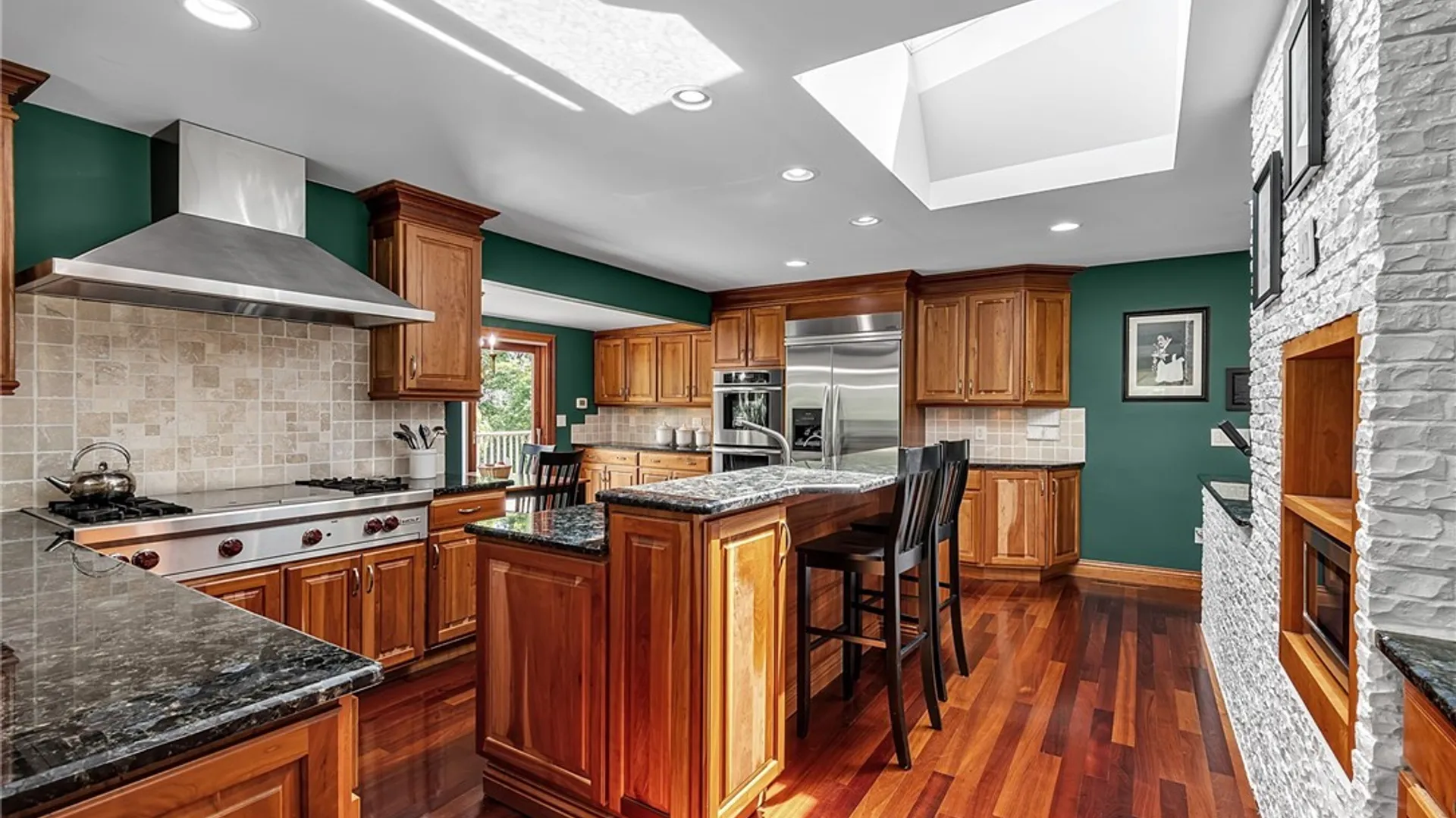 Property at 7932 Quaker Road, Orchard Park, NY 14127 15