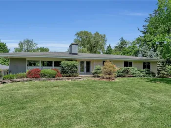 Property at 7932 Quaker Road, Orchard Park, NY 14127
