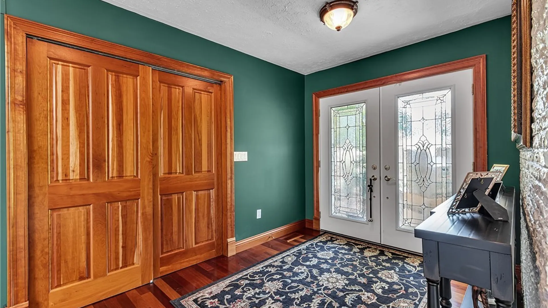 Property at 7932 Quaker Road, Orchard Park, NY 14127 6