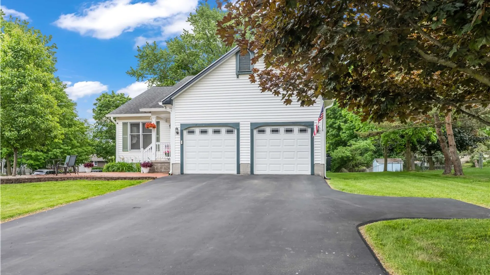 Property at 31 Cheshire Lane, Gates, NY 14624 2
