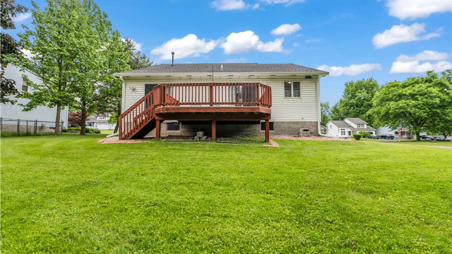 Property at 31 Cheshire Lane, Gates, NY 14624 37