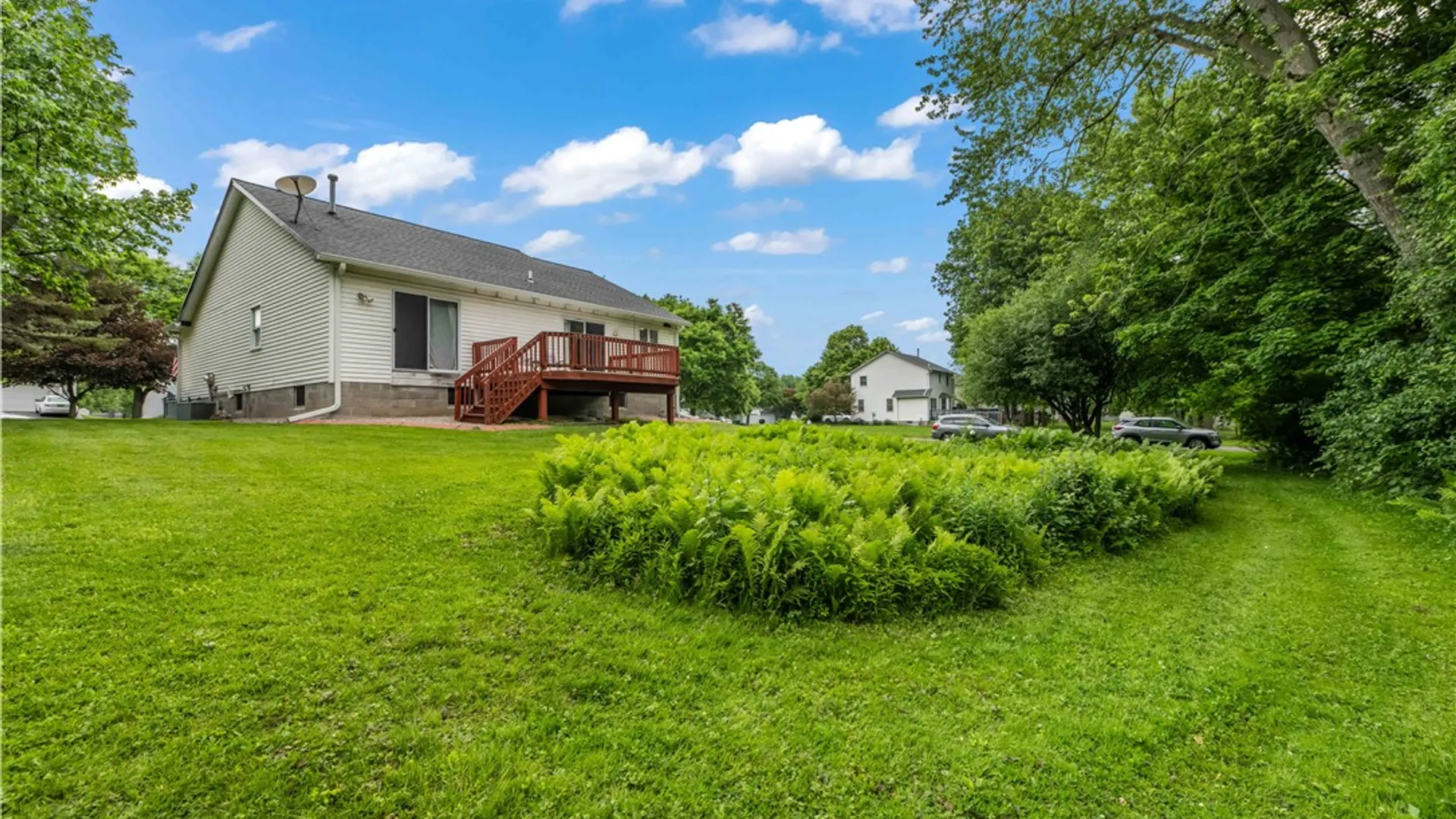 Property at 31 Cheshire Lane, Gates, NY 14624 38