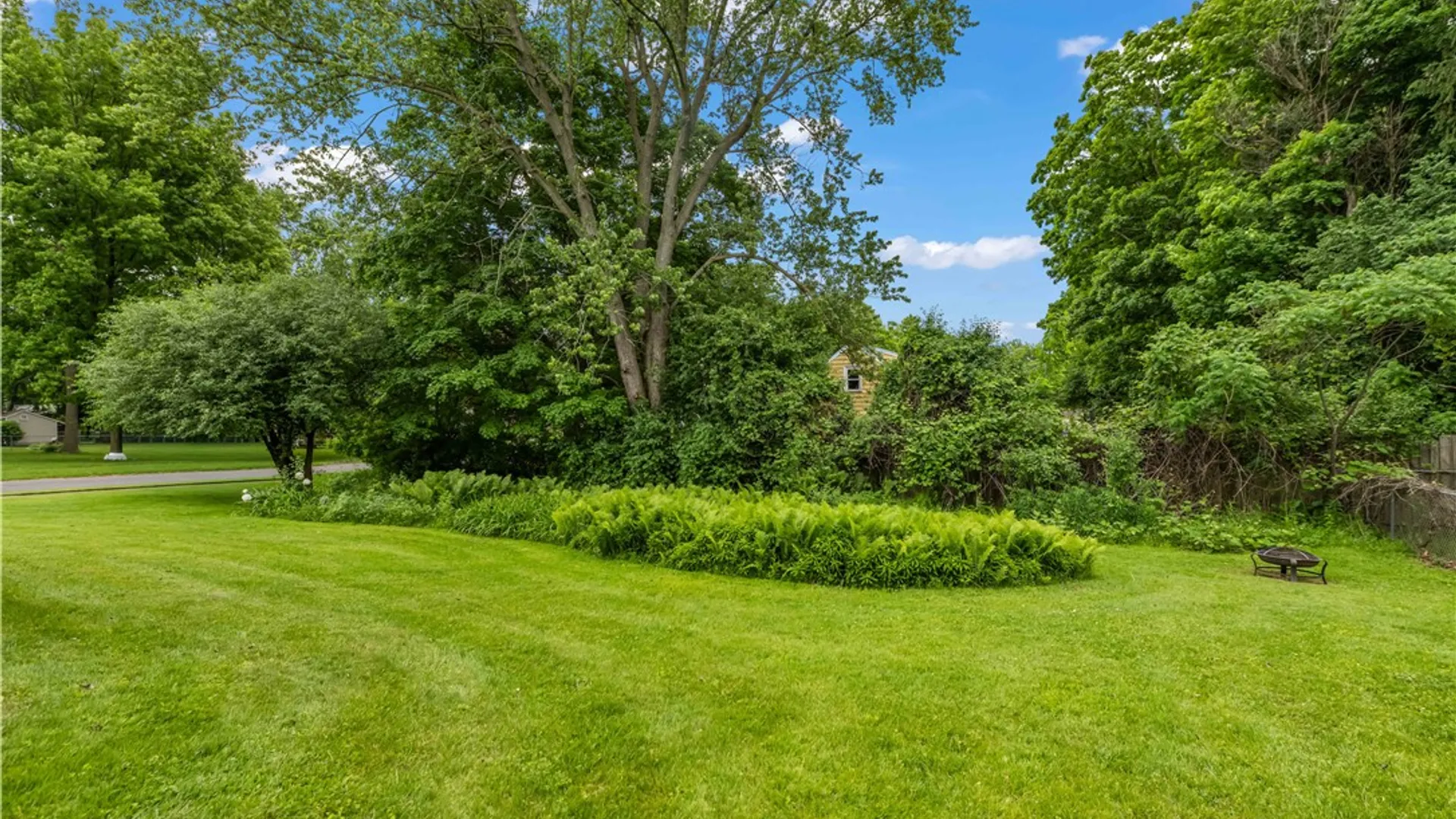 Property at 31 Cheshire Lane, Gates, NY 14624 43