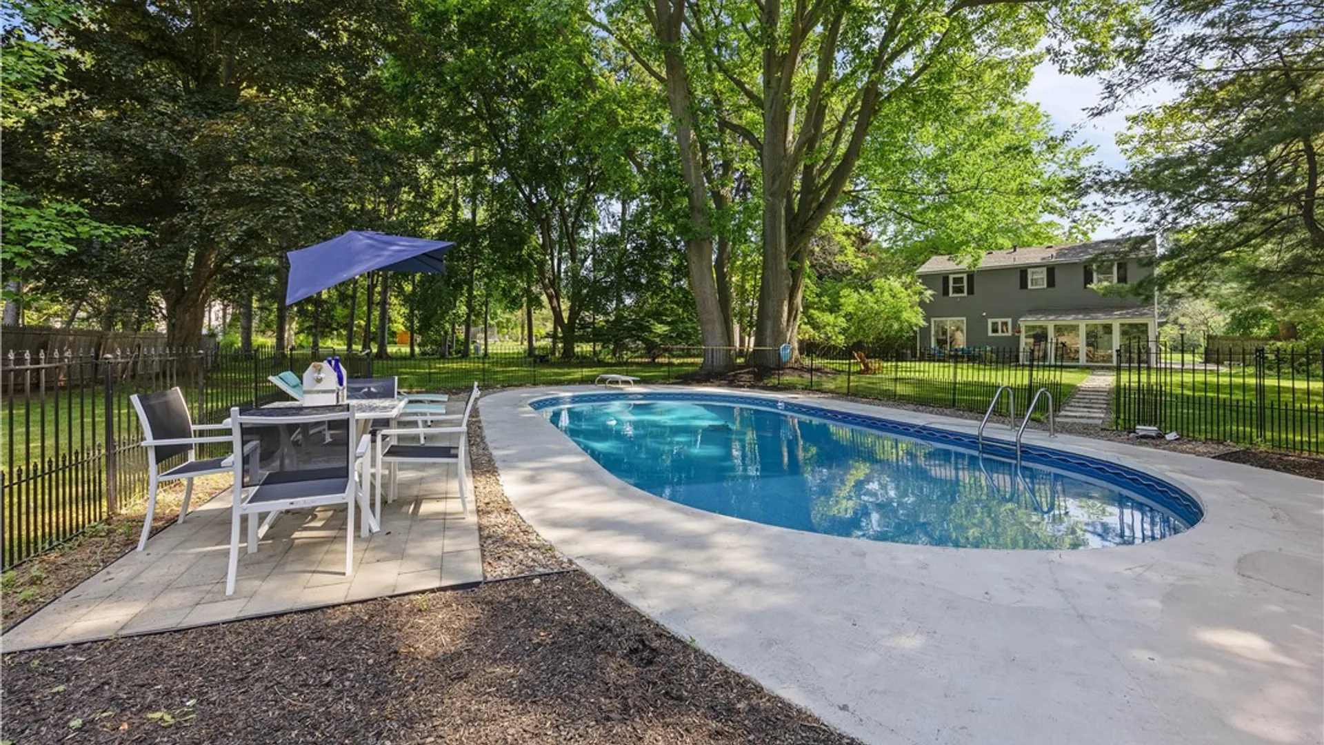 Property at 41 Alberta Drive, Penfield, NY 14526 43