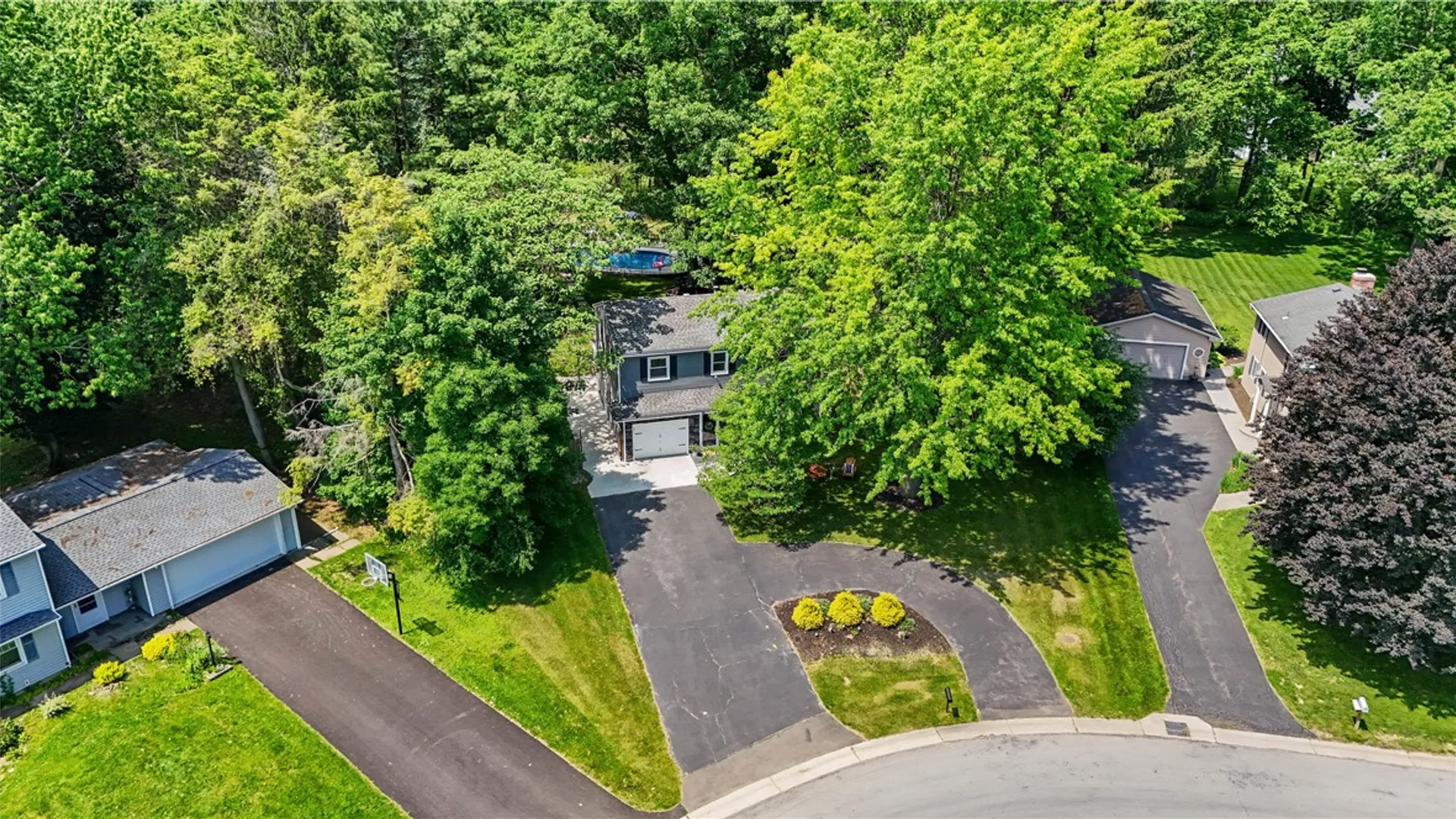 Property at 41 Alberta Drive, Penfield, NY 14526 45