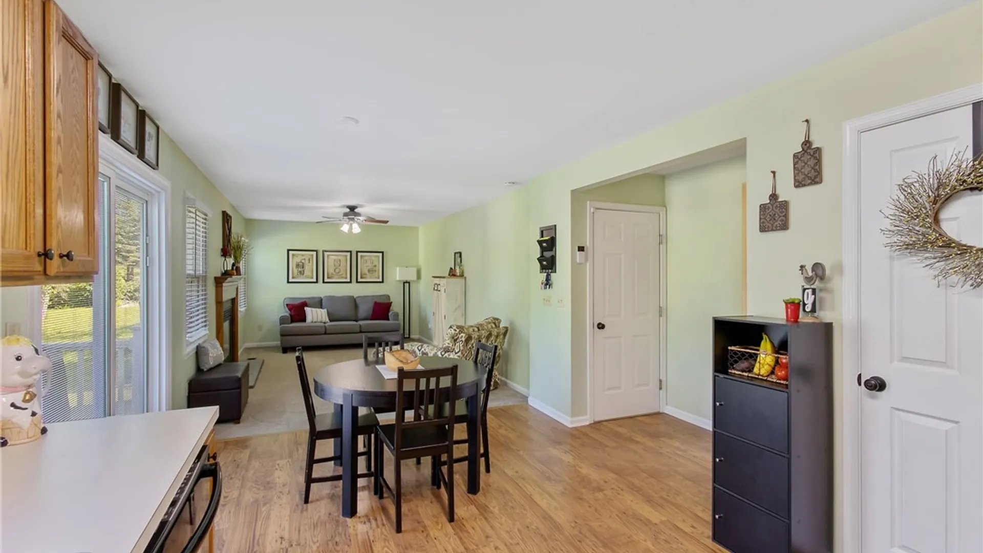 Property at 9539 Glengarriff Drive, Cicero, NY 13029 16