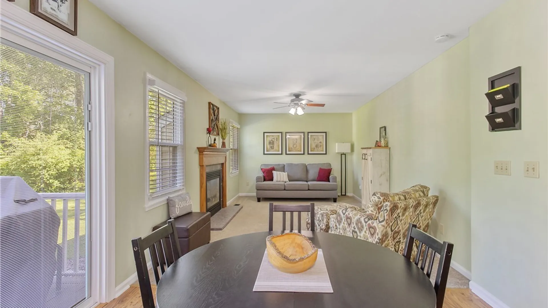 Property at 9539 Glengarriff Drive, Cicero, NY 13029 19