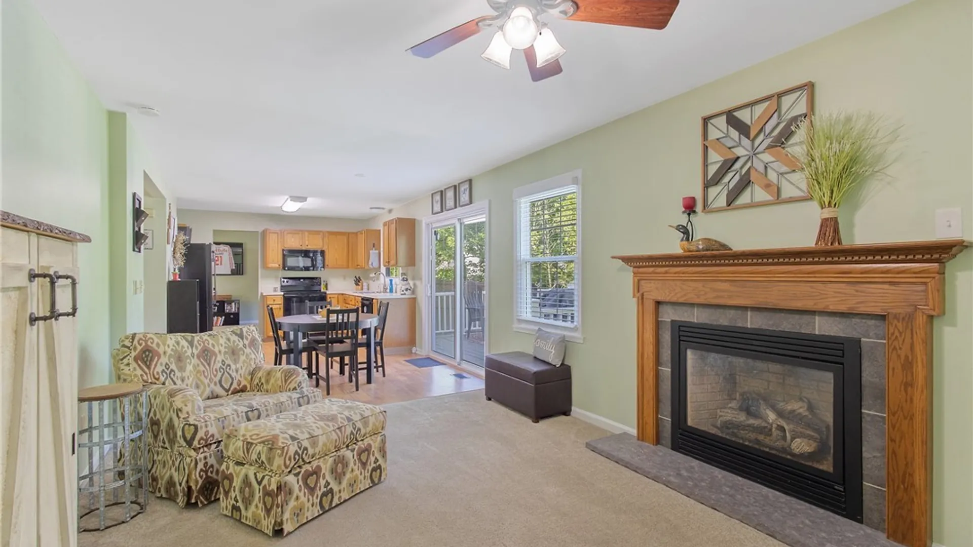 Property at 9539 Glengarriff Drive, Cicero, NY 13029 22