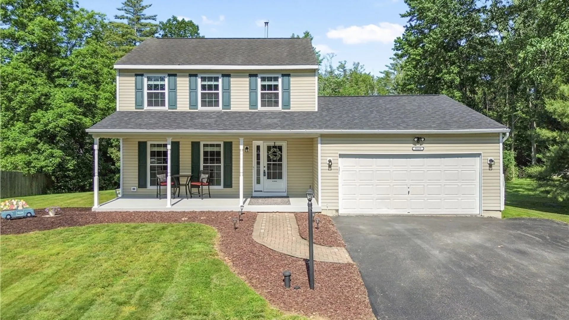Property at 9539 Glengarriff Drive, Cicero, NY 13029 41