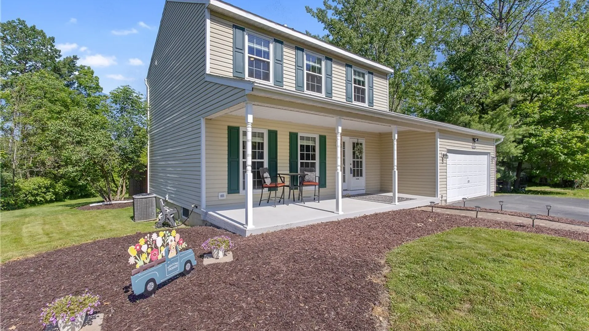 Property at 9539 Glengarriff Drive, Cicero, NY 13029 5