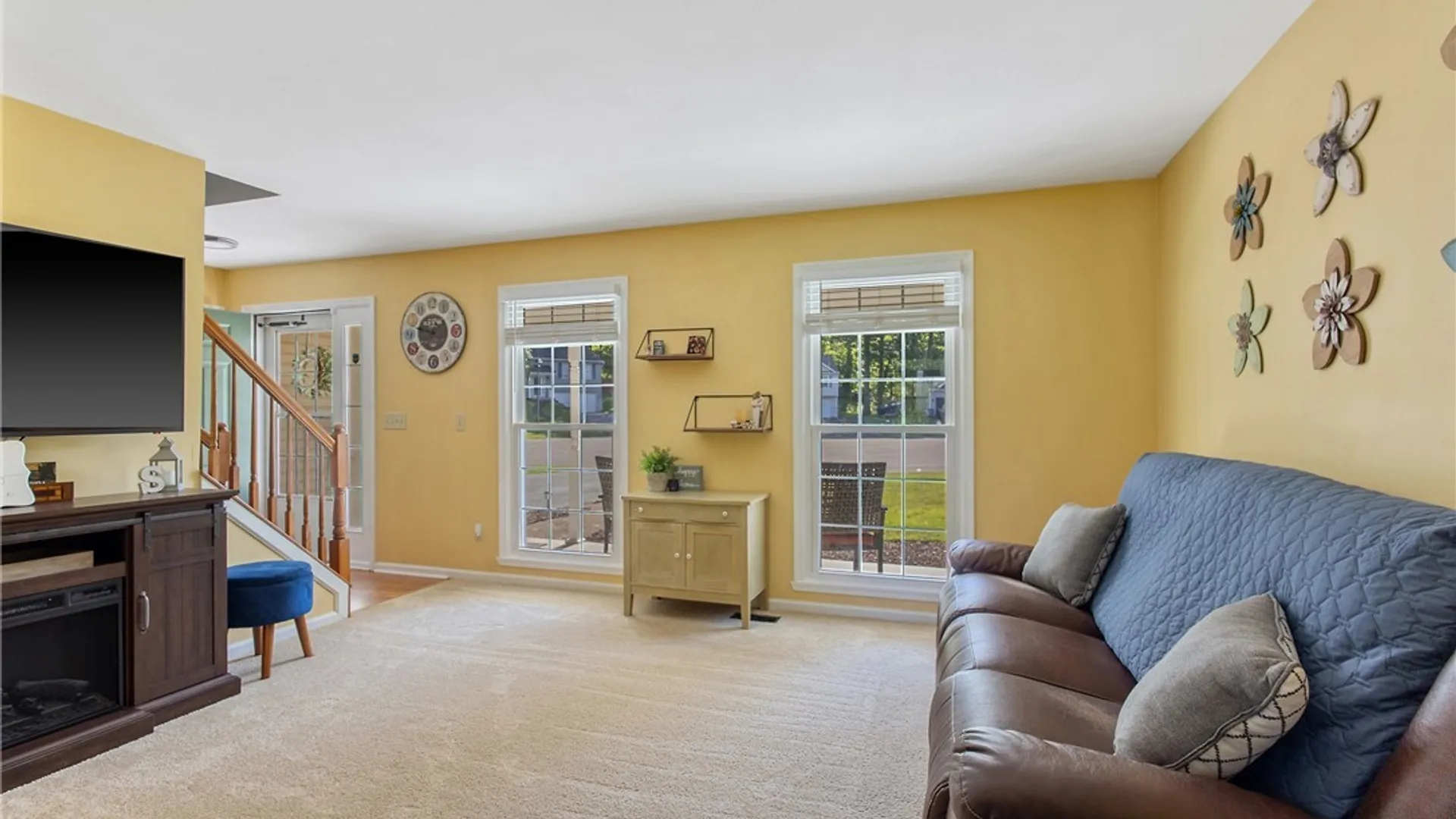 Property at 9539 Glengarriff Drive, Cicero, NY 13029 9