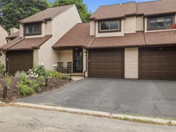 Property at 39 Menlo Pl, Rochester, NY 14620