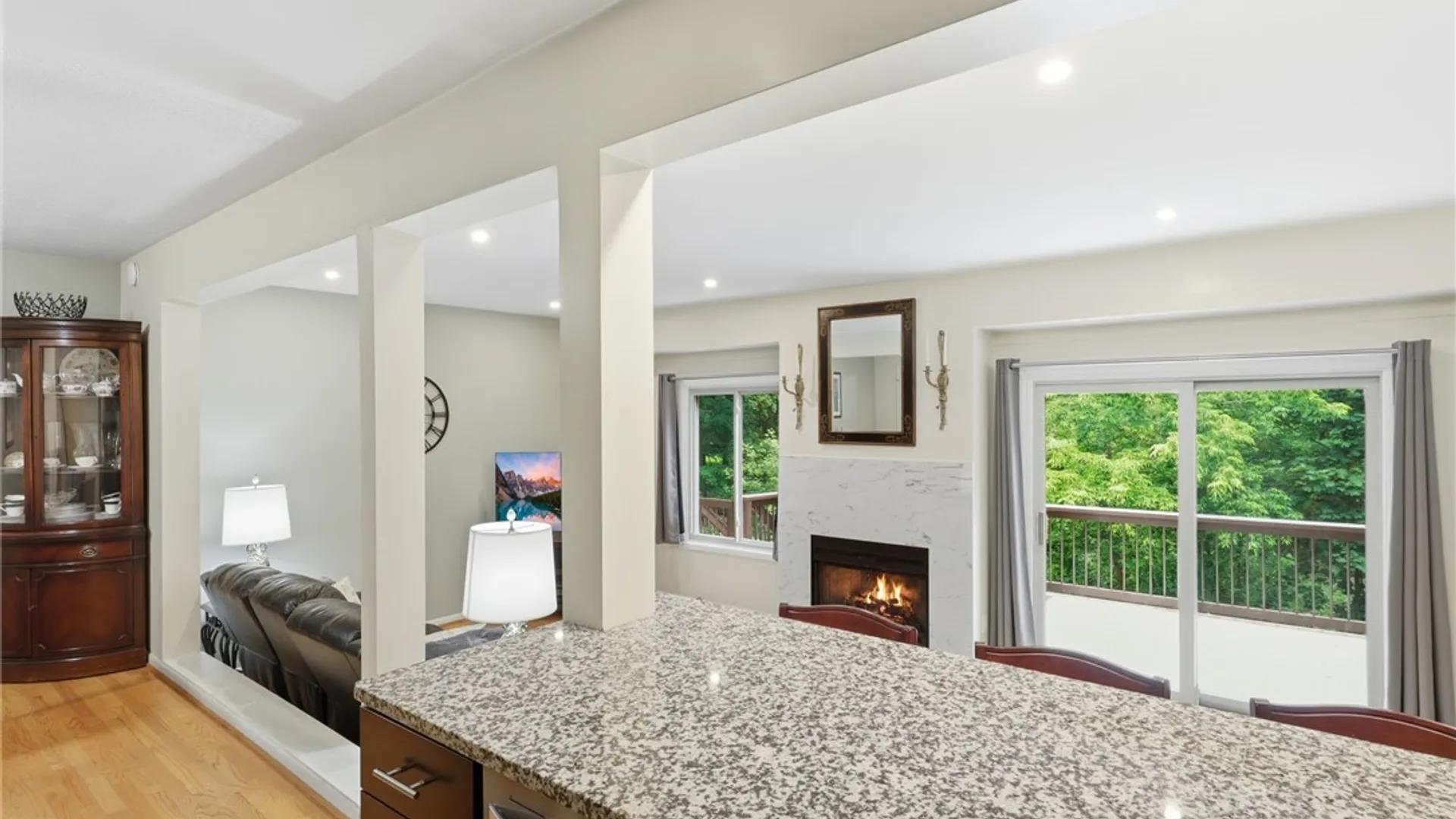 Property at 39 Menlo Pl, Rochester, NY 14620 8