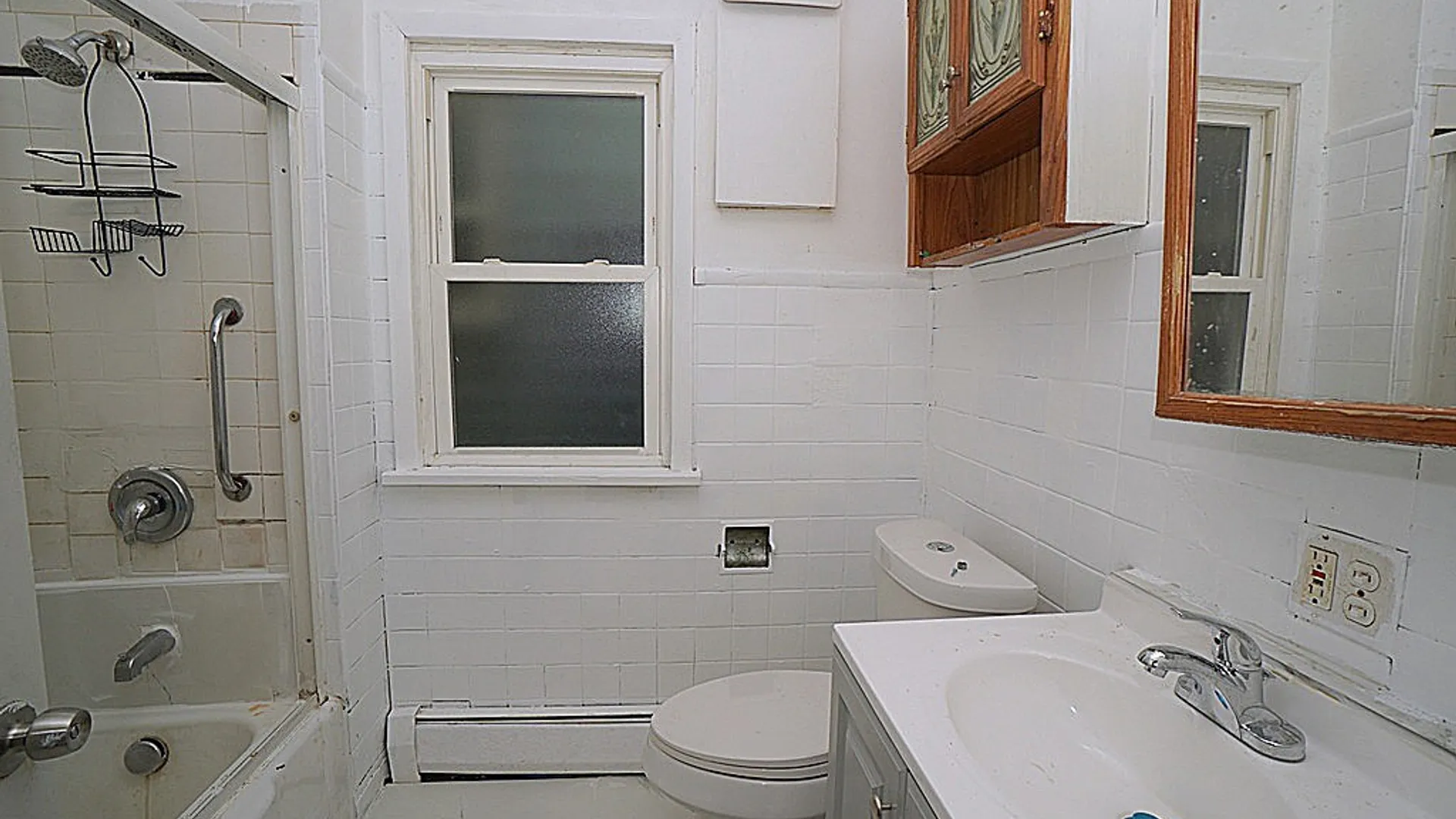 Property at 667 Fulton Street, Buffalo, NY 14210 11
