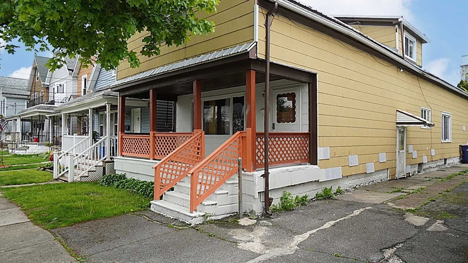 Property at 667 Fulton Street, Buffalo, NY 14210 2