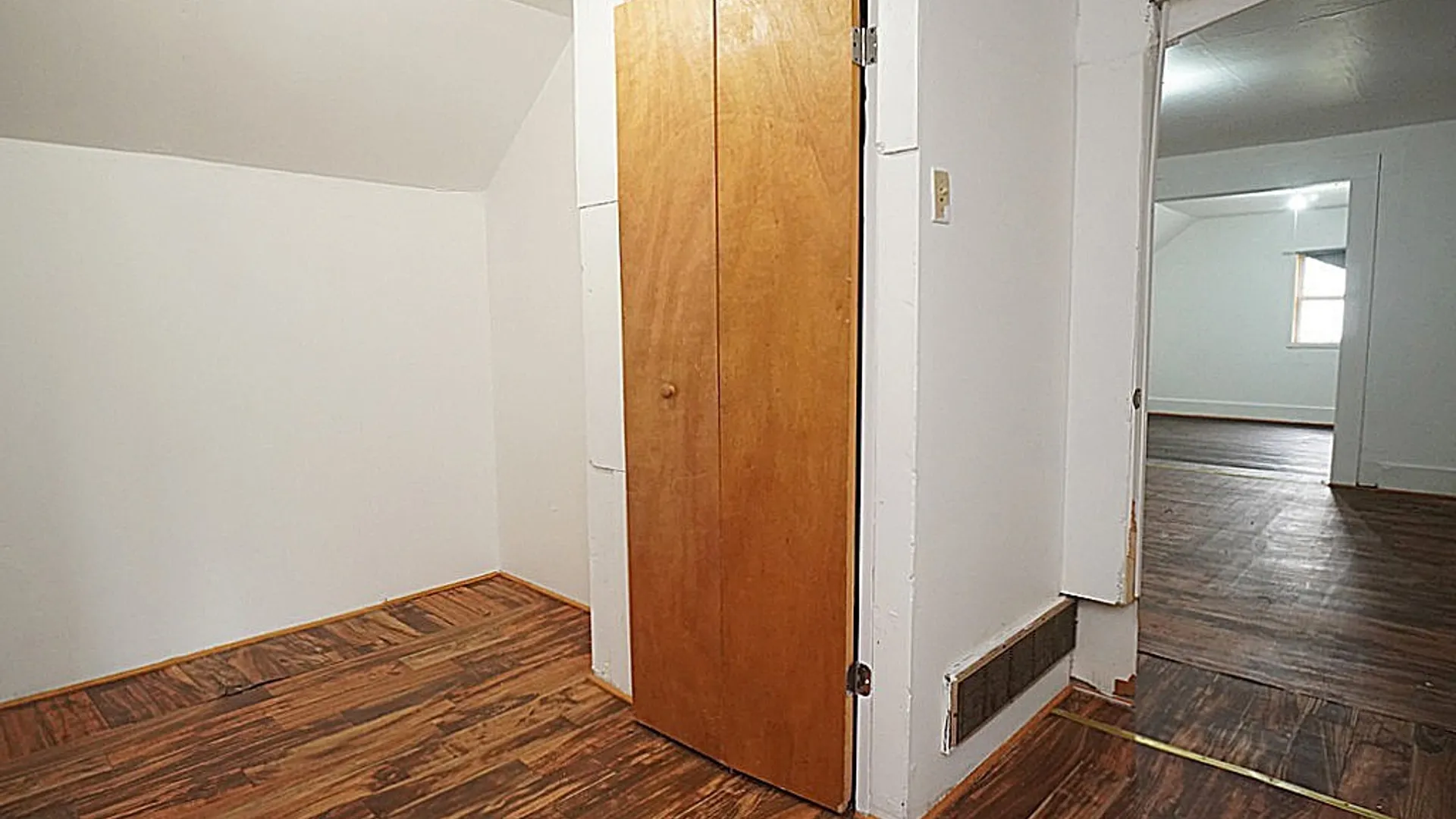 Property at 667 Fulton Street, Buffalo, NY 14210 23