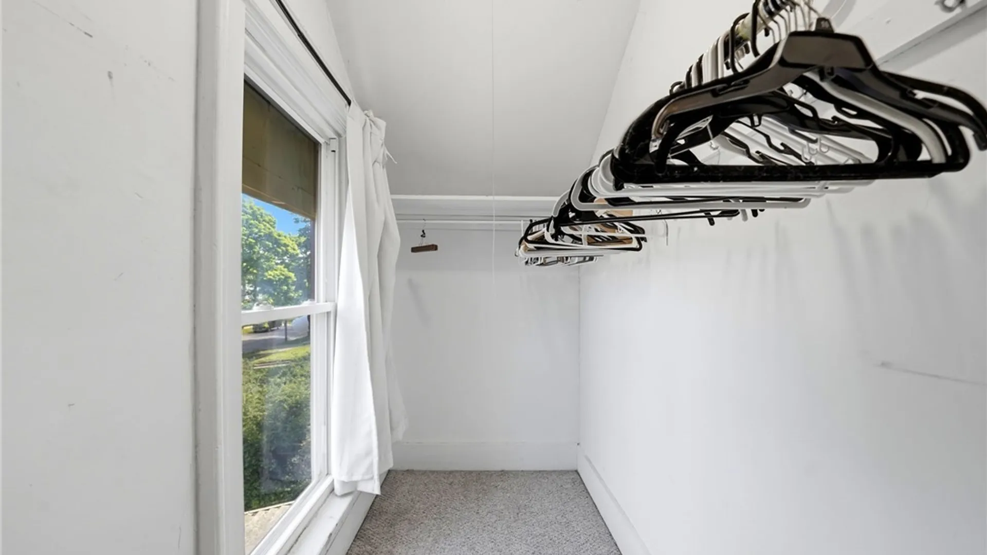 Property at 66 W Balcom Street, Buffalo, NY 14209 28