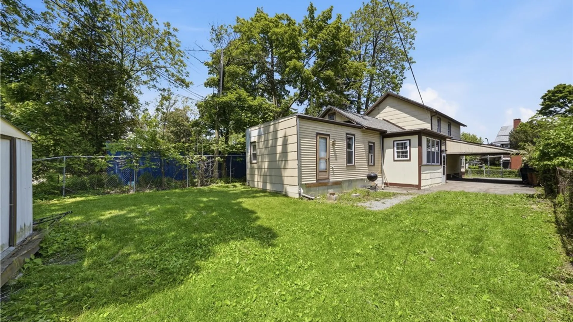 Property at 66 W Balcom Street, Buffalo, NY 14209 34