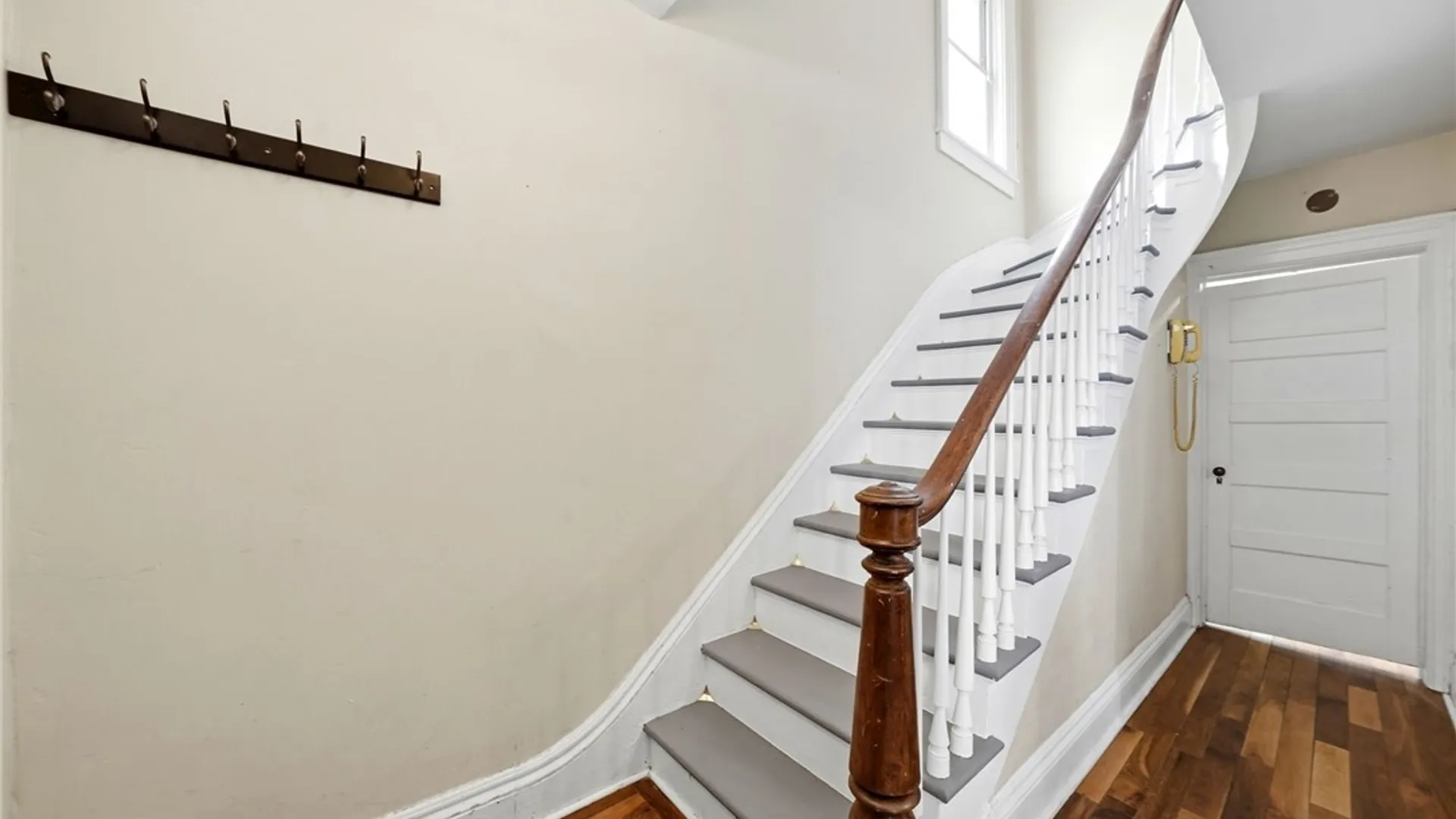 Property at 66 W Balcom Street, Buffalo, NY 14209 8