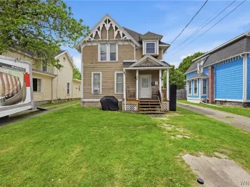 38 Walnut Street, Batavia City, NY 14020