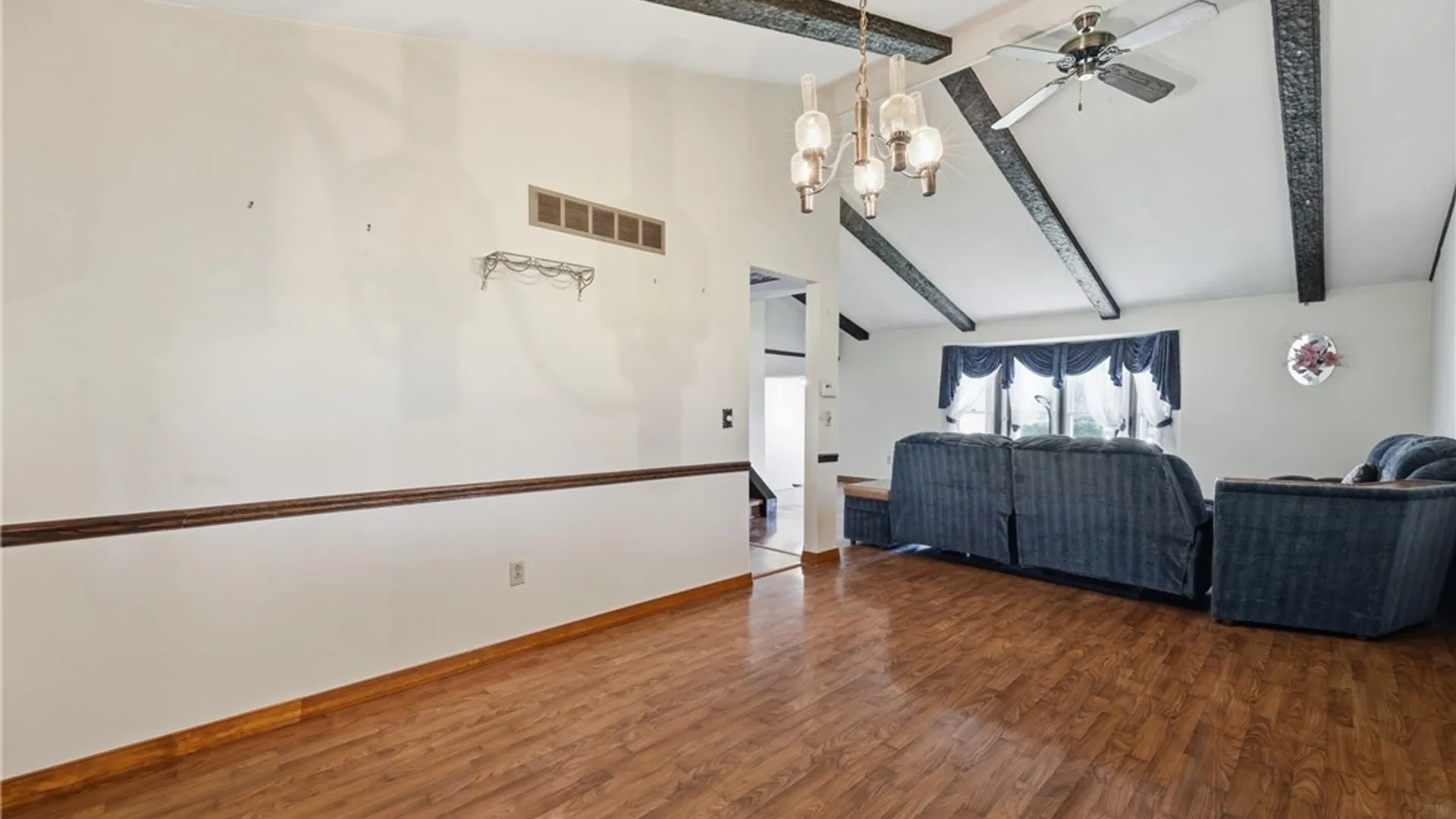 Property at 44 Queens Drive, Grand Island, NY 14072 9