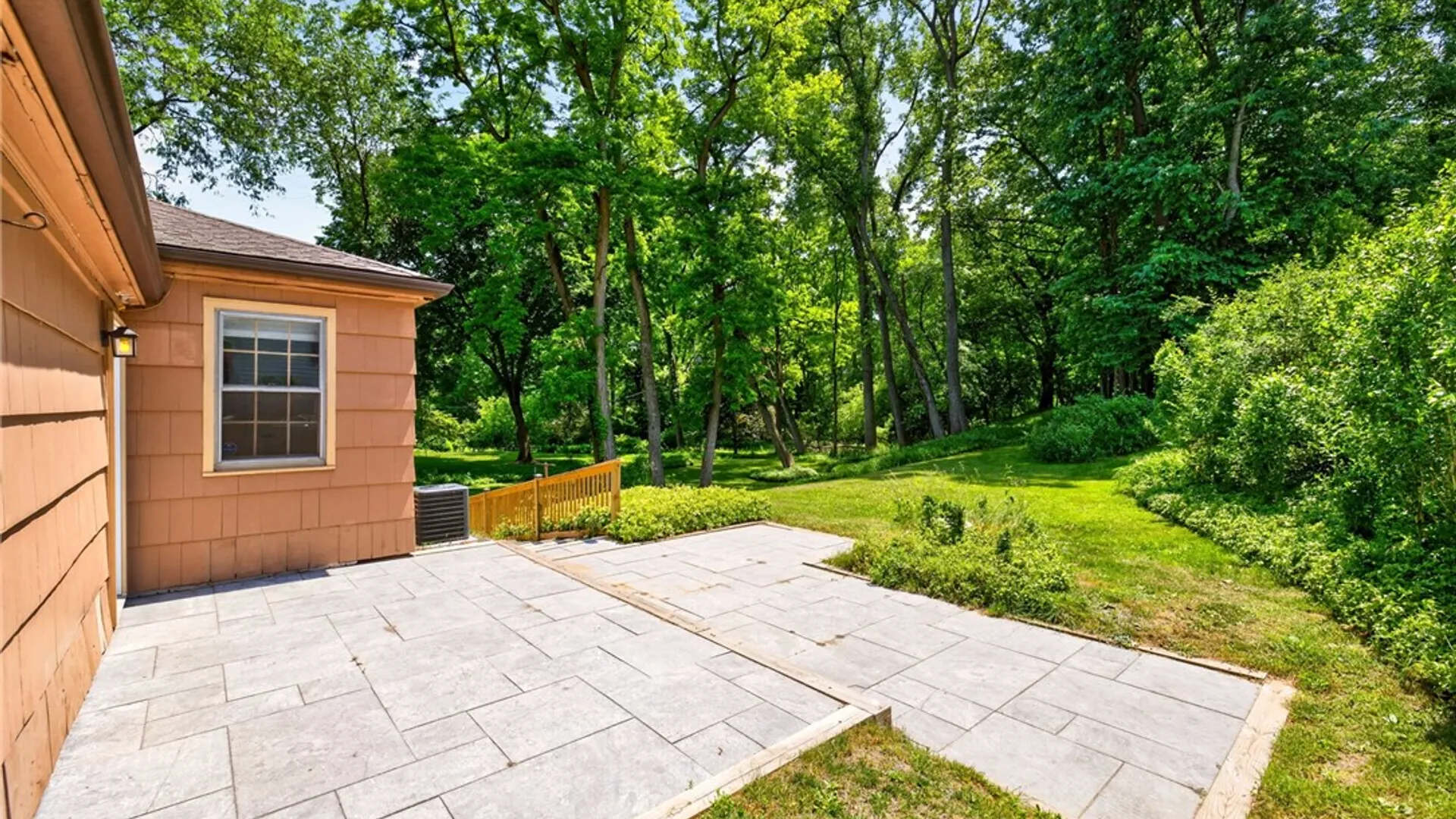 Property at 25 Little Brook Drive, Perinton, NY 14534 24