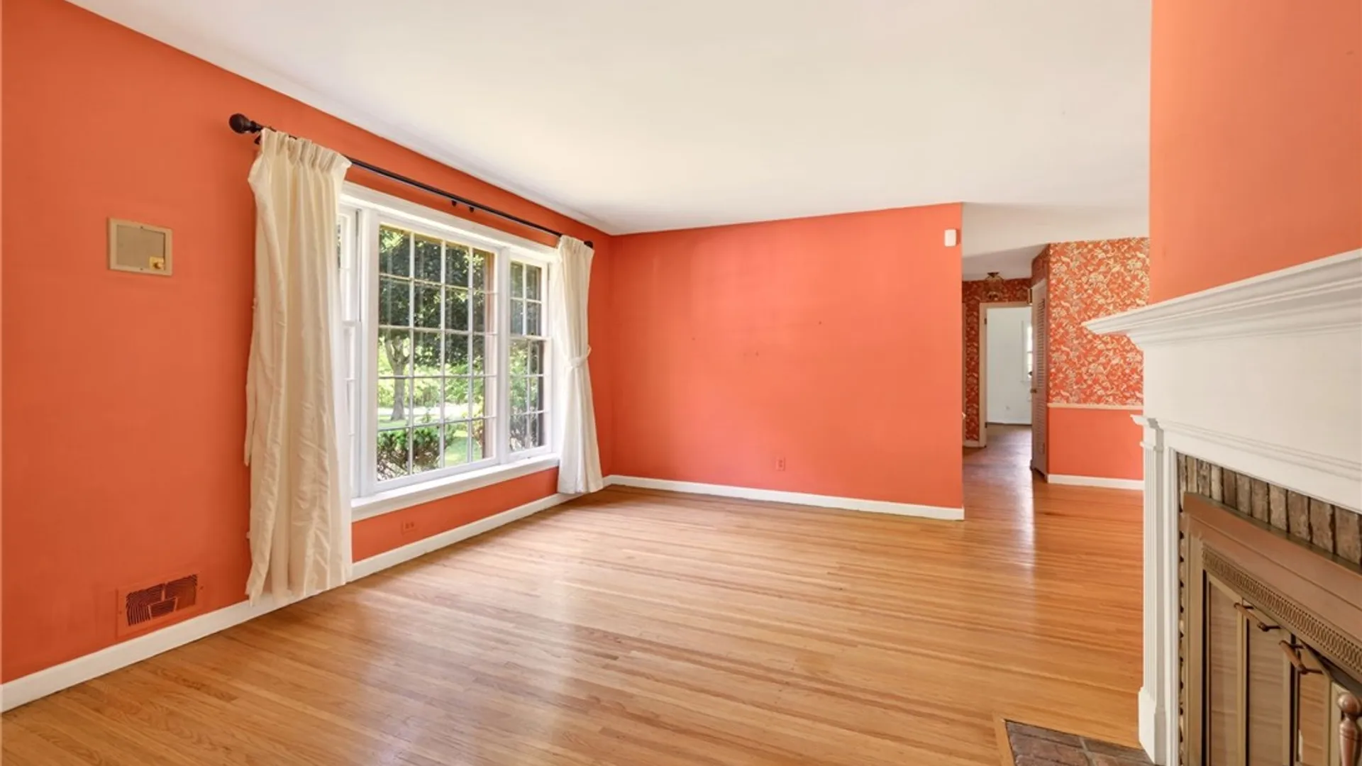 Property at 25 Little Brook Drive, Perinton, NY 14534 7