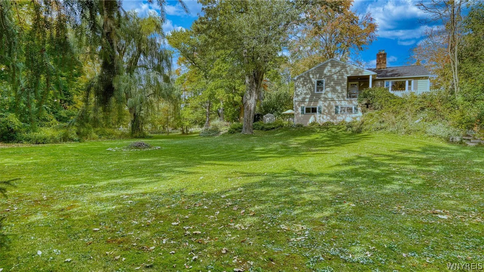 Property at 51 Larned Lane, Orchard Park, NY 14127 9