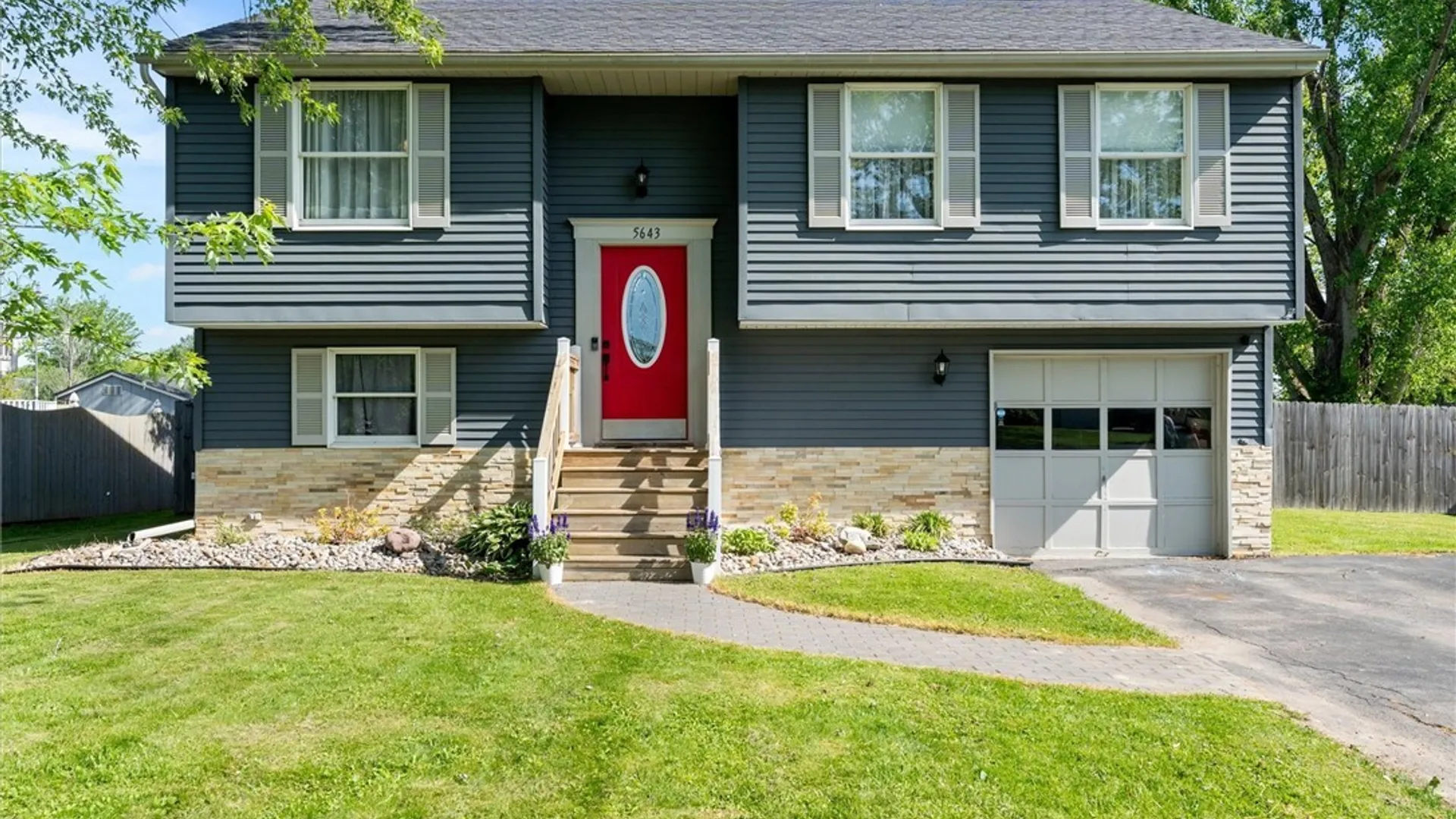 Property at 5643 Vistula, Cicero, NY 13029 2