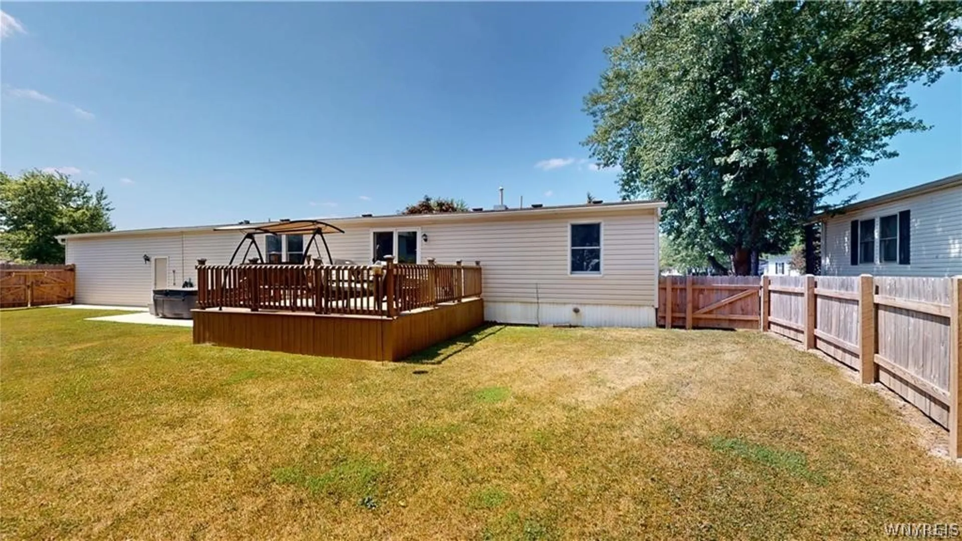 Property at 313 Applewood Drive, Lockport Town, NY 14094 35