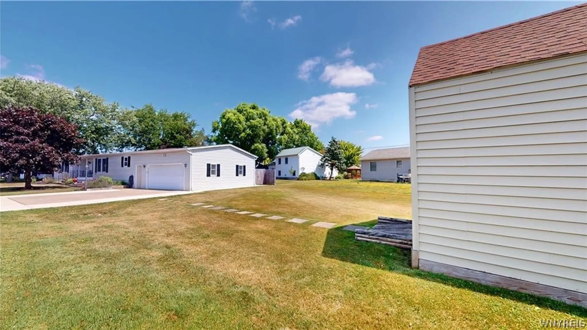 Property at 313 Applewood Drive, Lockport Town, NY 14094 36