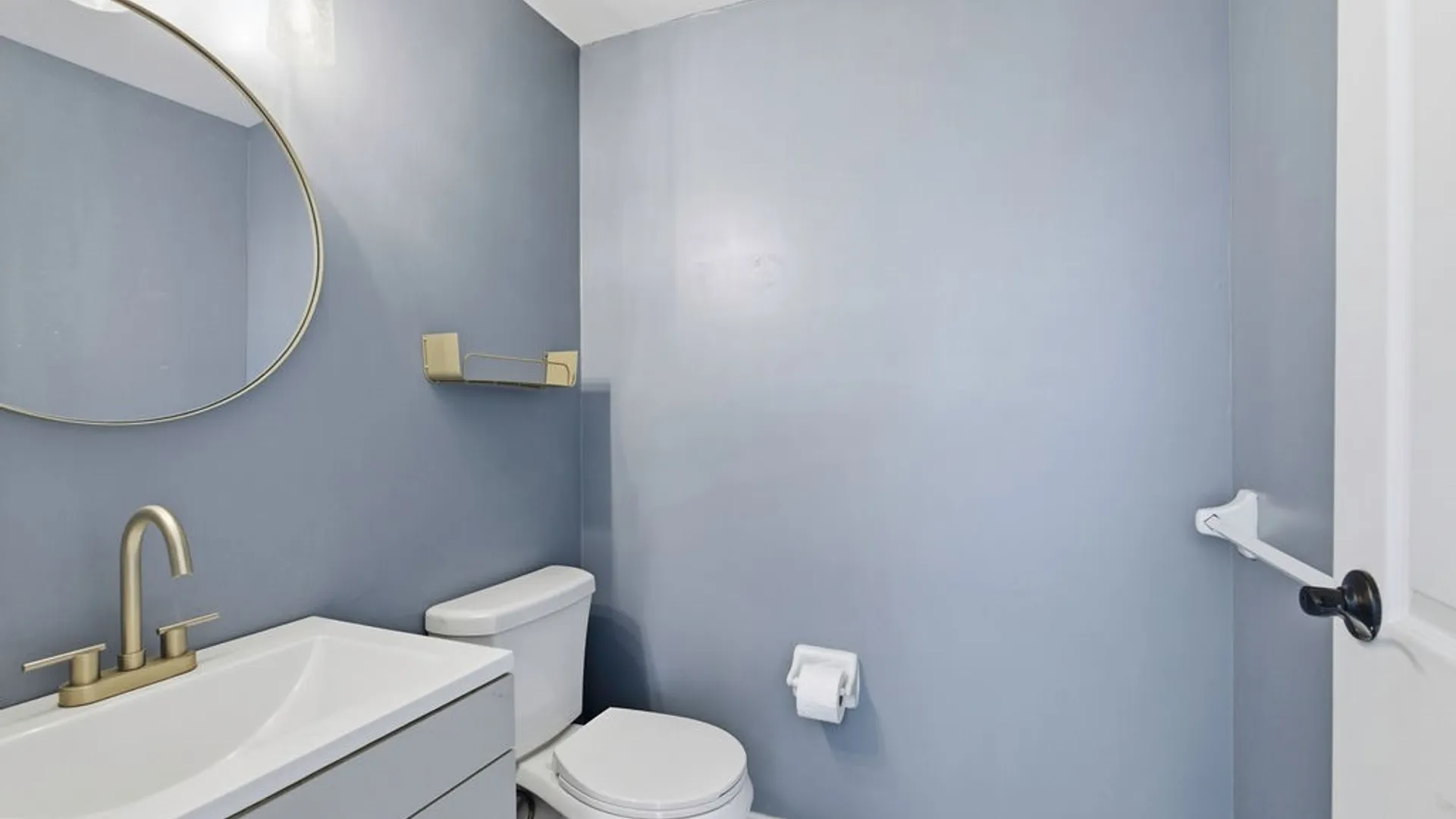Property at 7091 Ourteds Circle, Clay, NY 13090 11
