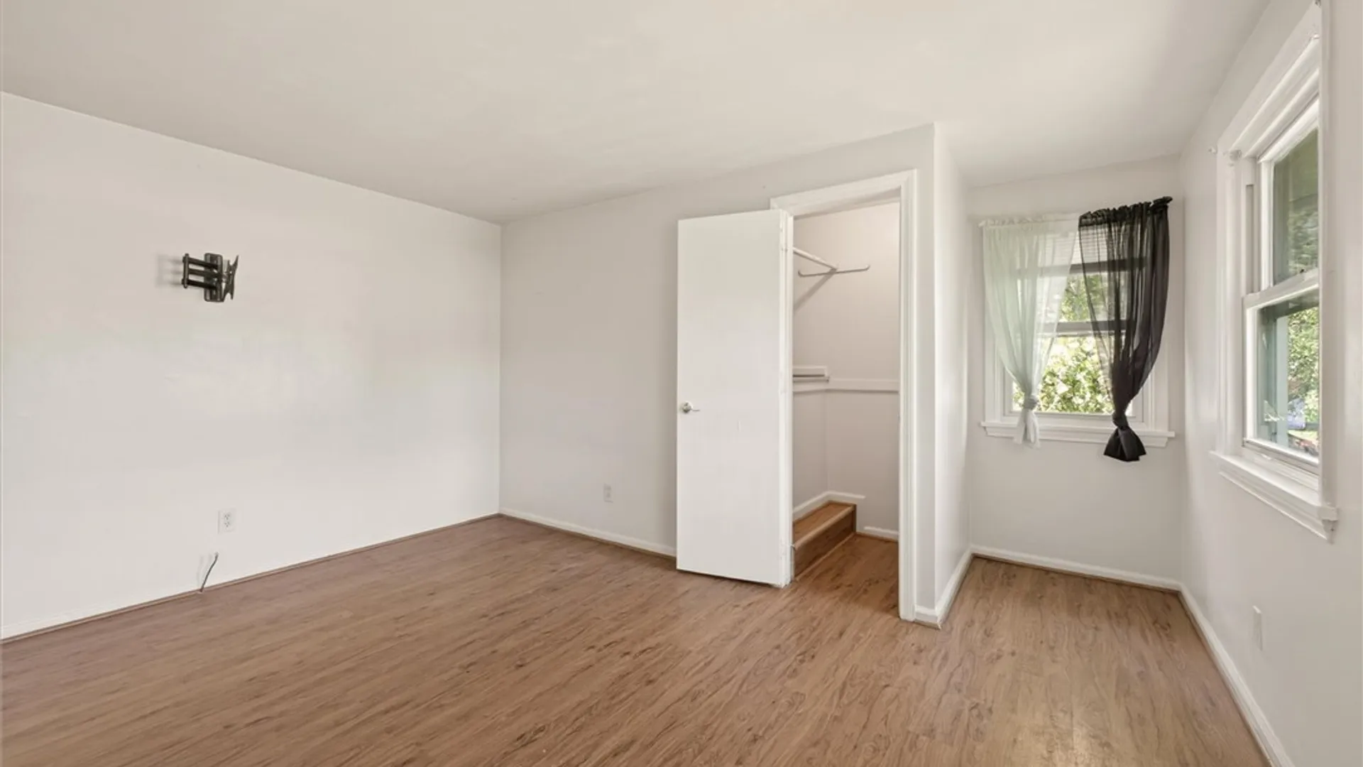 Property at 3000 English Road, Greece, NY 14616 24