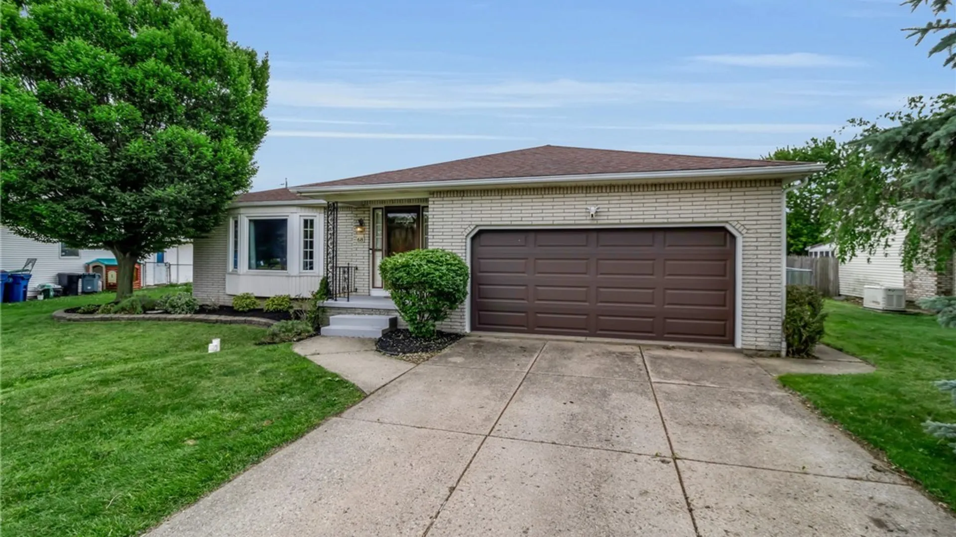Property at 68 Beaumont Drive, Amherst, NY 14228 5