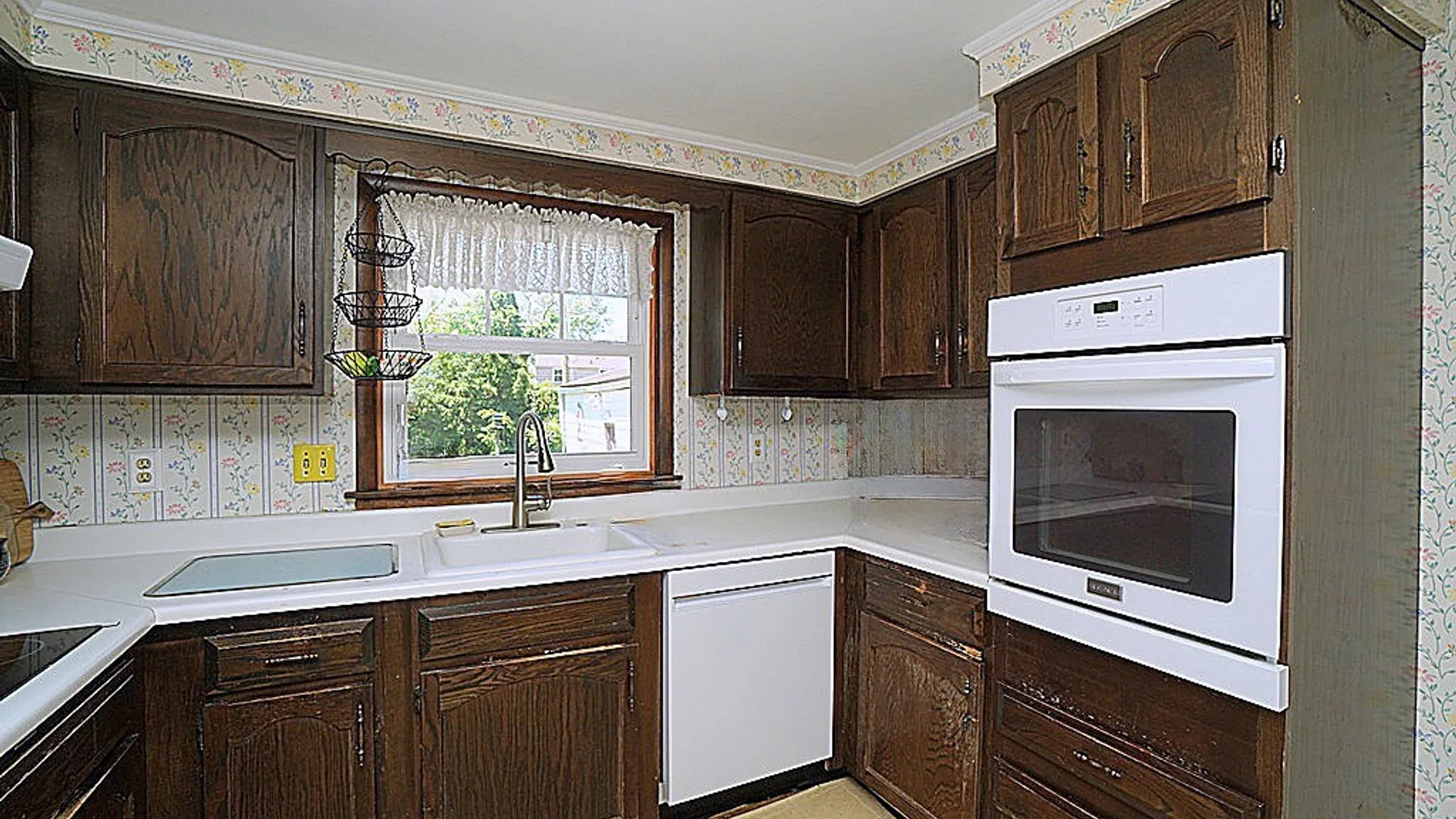 Property at 318 Belmont Avenue, Tonawanda, NY 14223 14