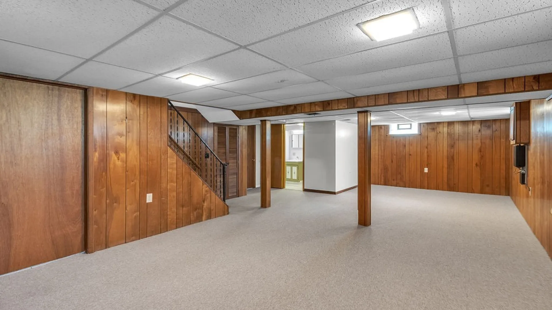 Property at 185 Siegfried Drive, Amherst, NY 14221 16