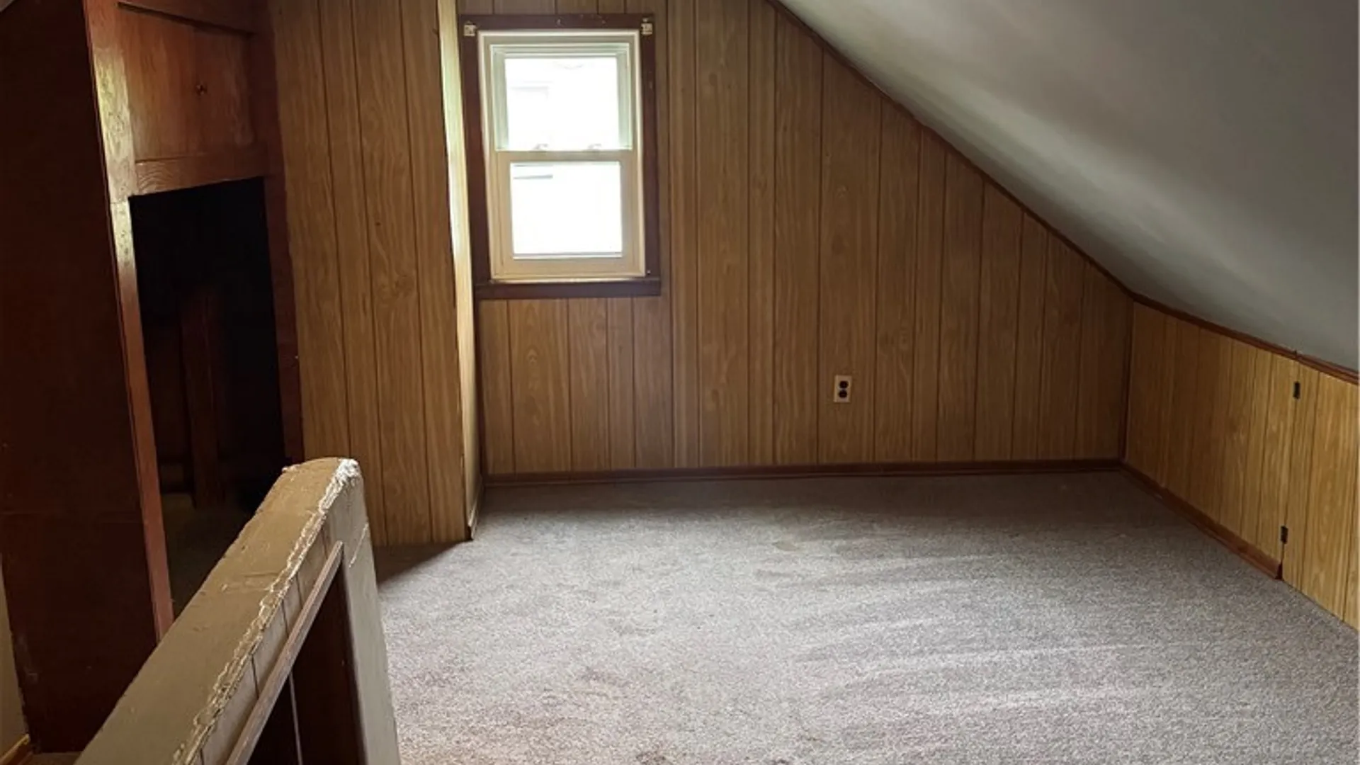 Property at 195 Aris Avenue, Cheektowaga, NY 14206 14