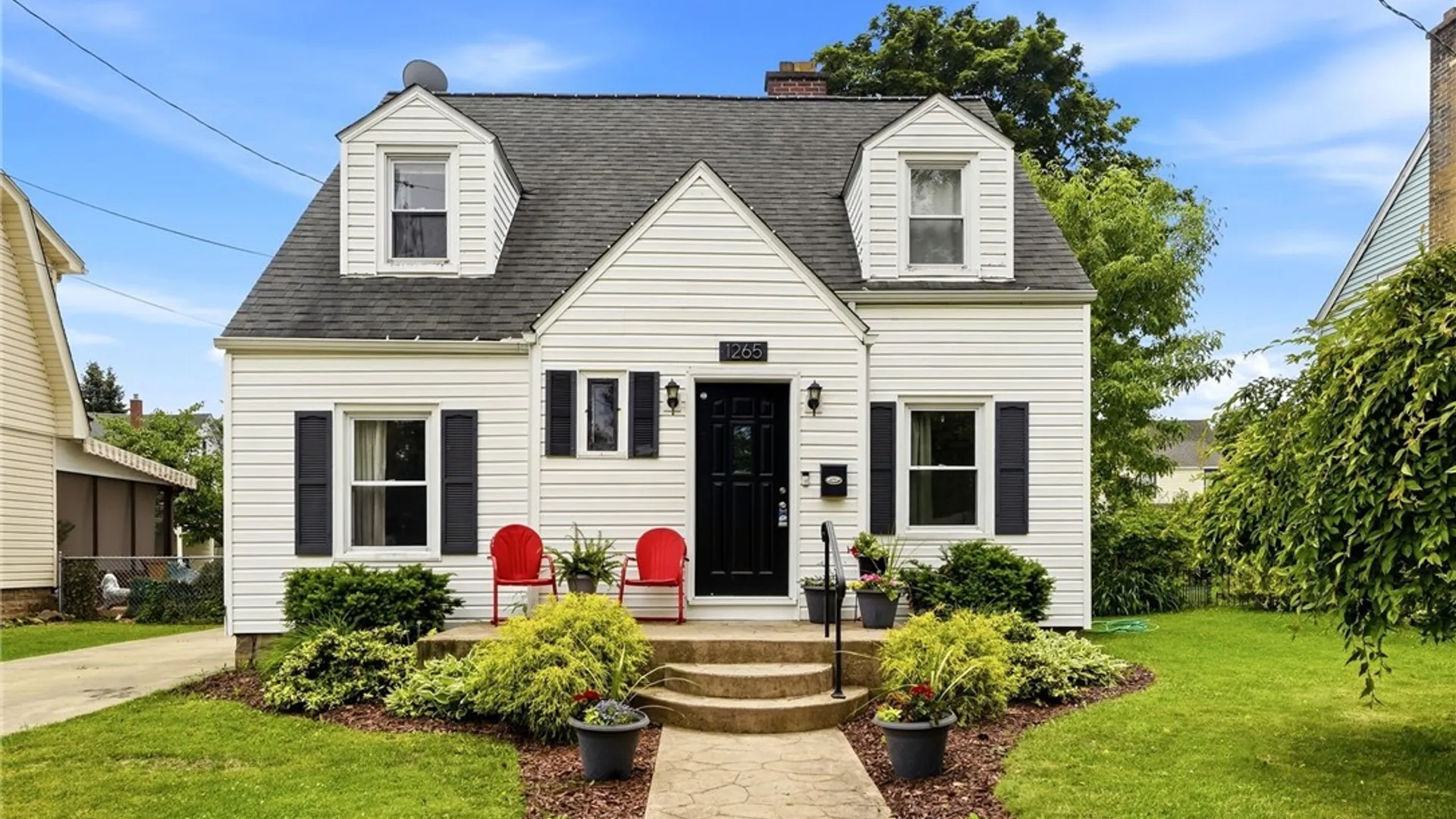 Property at 1265 Wyoming Avenue, Niagara Falls, NY 14305 2