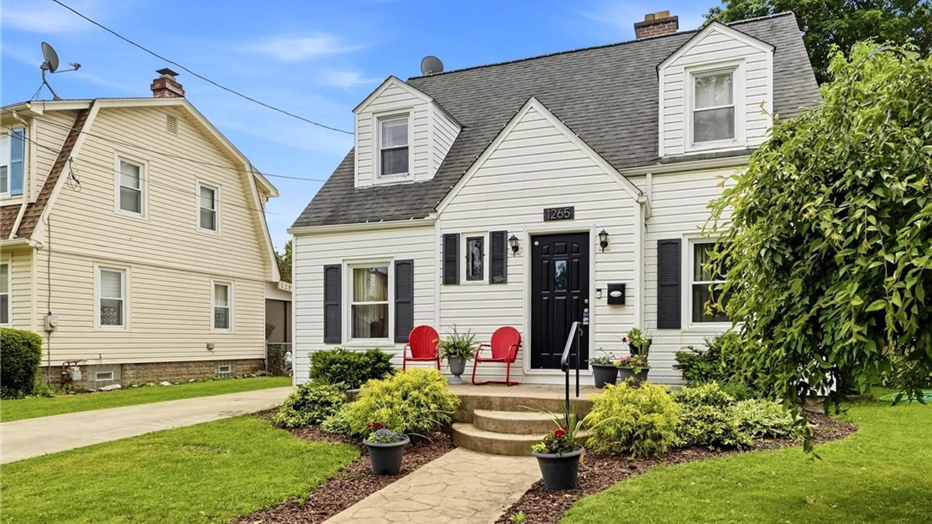 Property at 1265 Wyoming Avenue, Niagara Falls, NY 14305 3