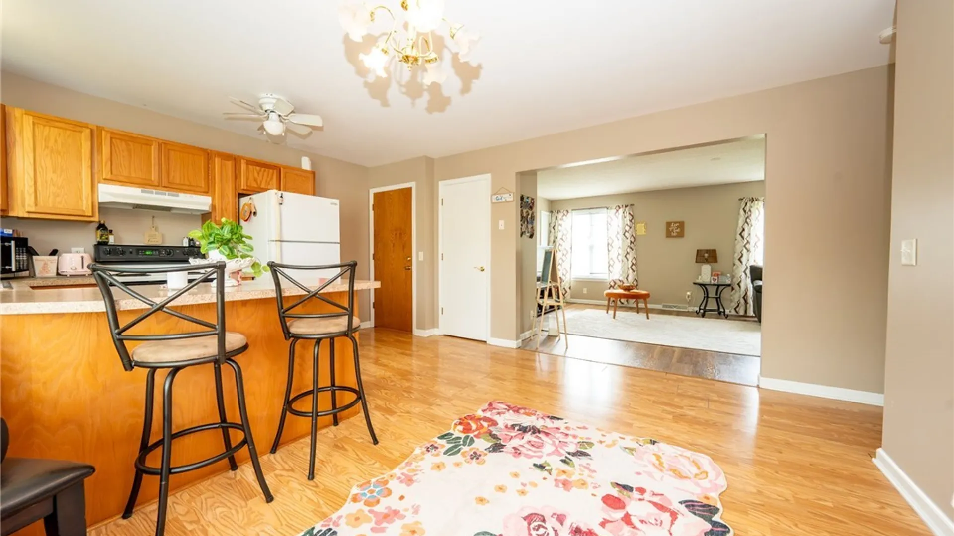 Property at 3 Greenwood Circle, North Tonawanda, NY 14120 10