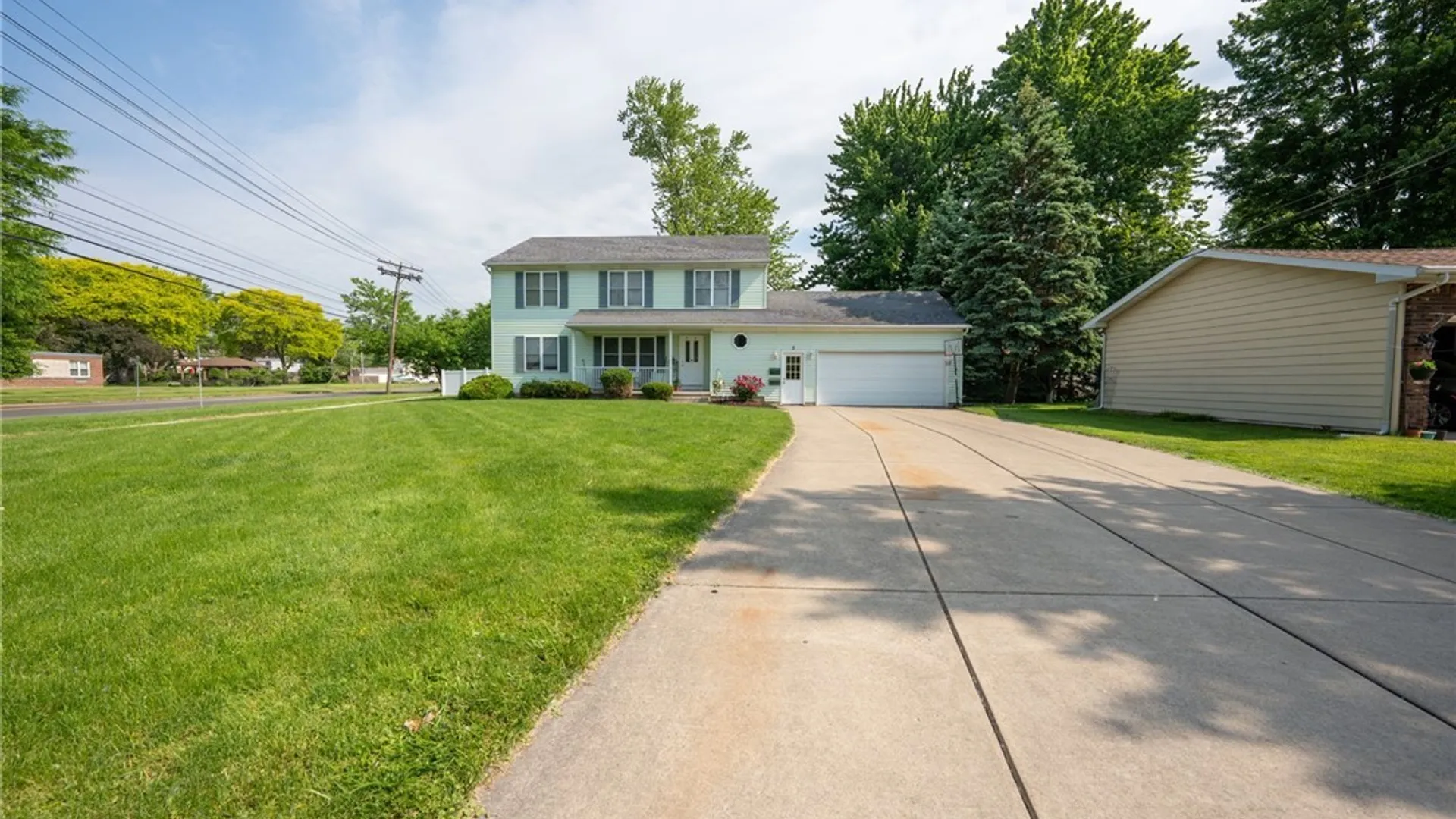 Property at 3 Greenwood Circle, North Tonawanda, NY 14120 3