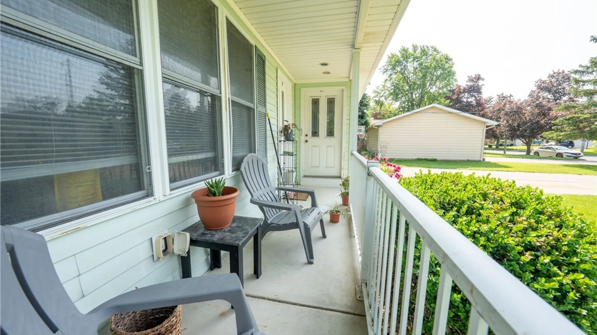 Property at 3 Greenwood Circle, North Tonawanda, NY 14120 5