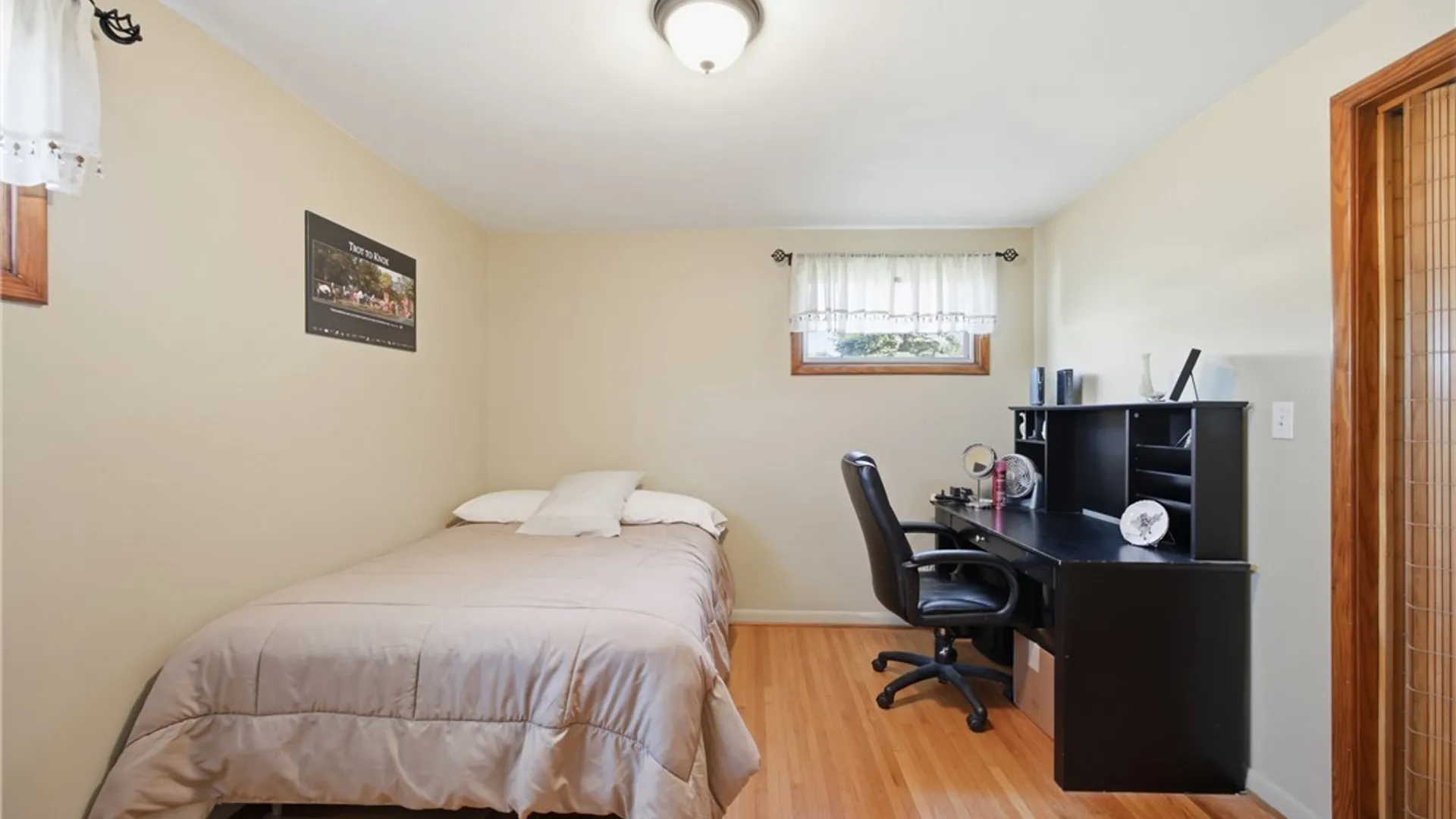 Property at 814 George Urban Boulevard, Cheektowaga, NY 14225 19