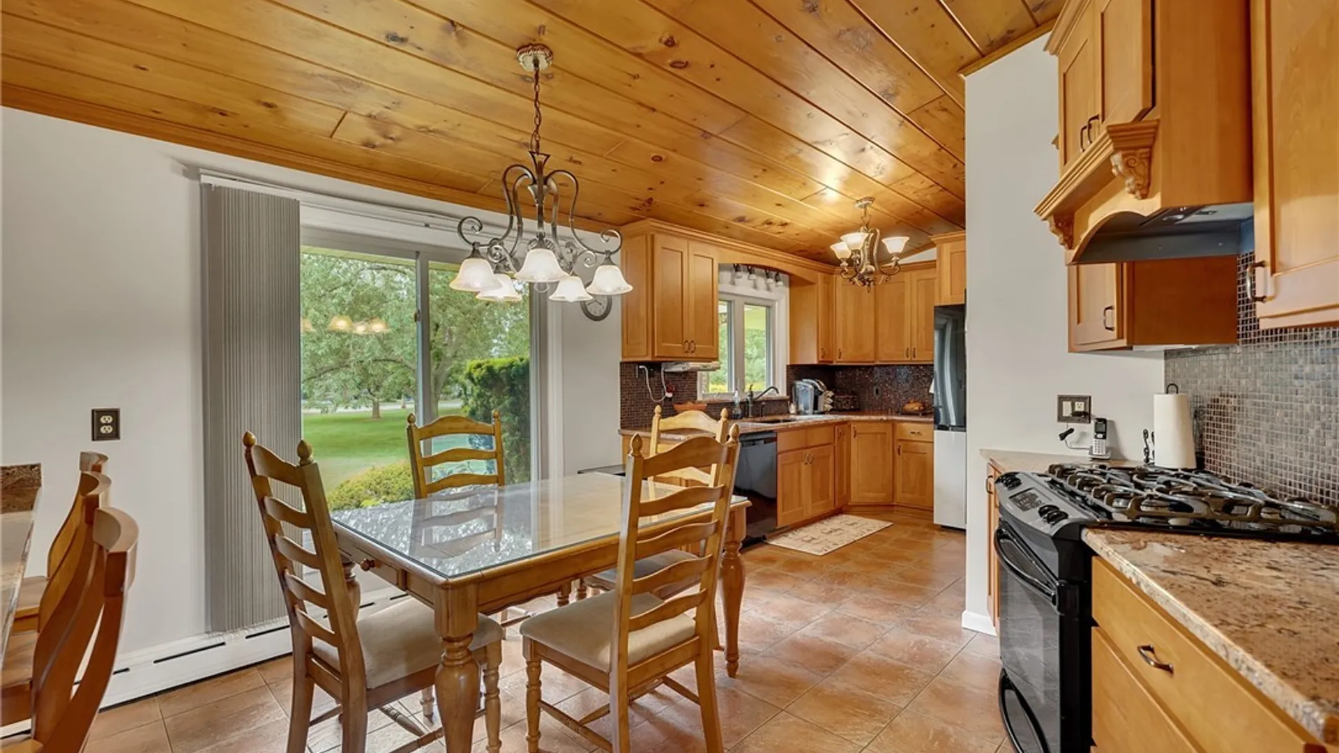 Property at 177 Brompton Road, Amherst, NY 14221 16