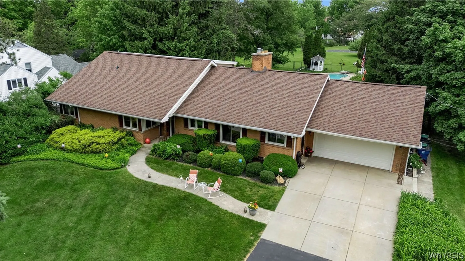 Property at 177 Brompton Road, Amherst, NY 14221 3