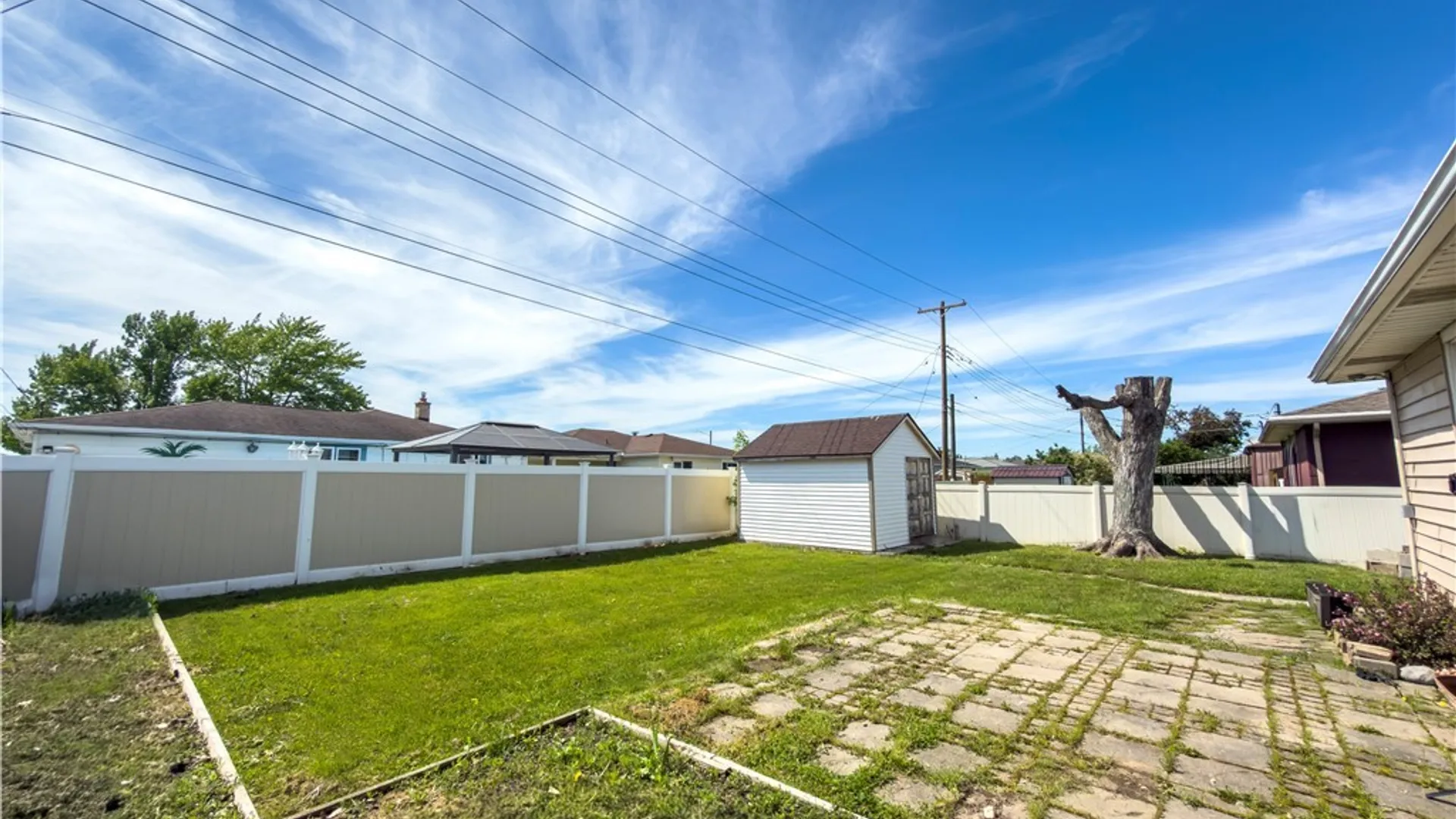 Property at 26 Caroline Lane, Cheektowaga, NY 14043 5