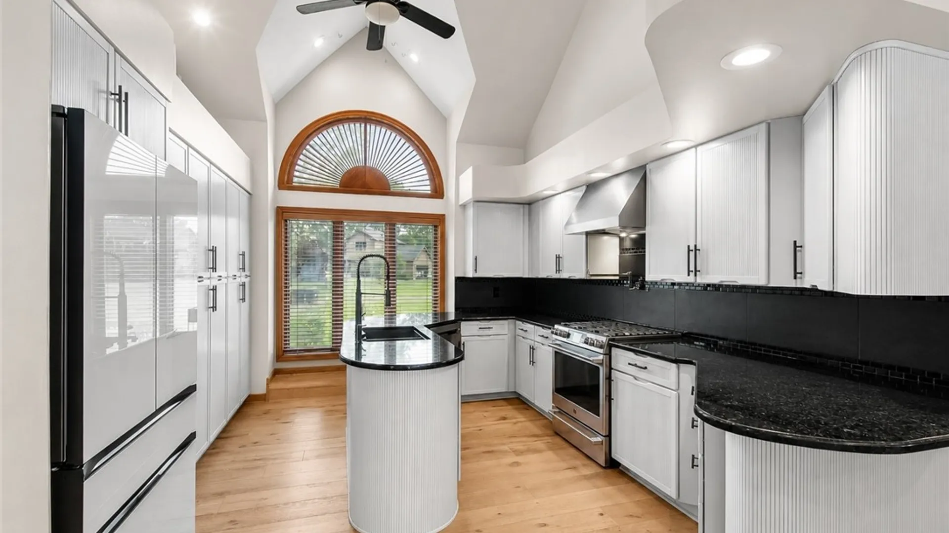 Property at 25 Country Wood Lndg, Greece, NY 14626 10